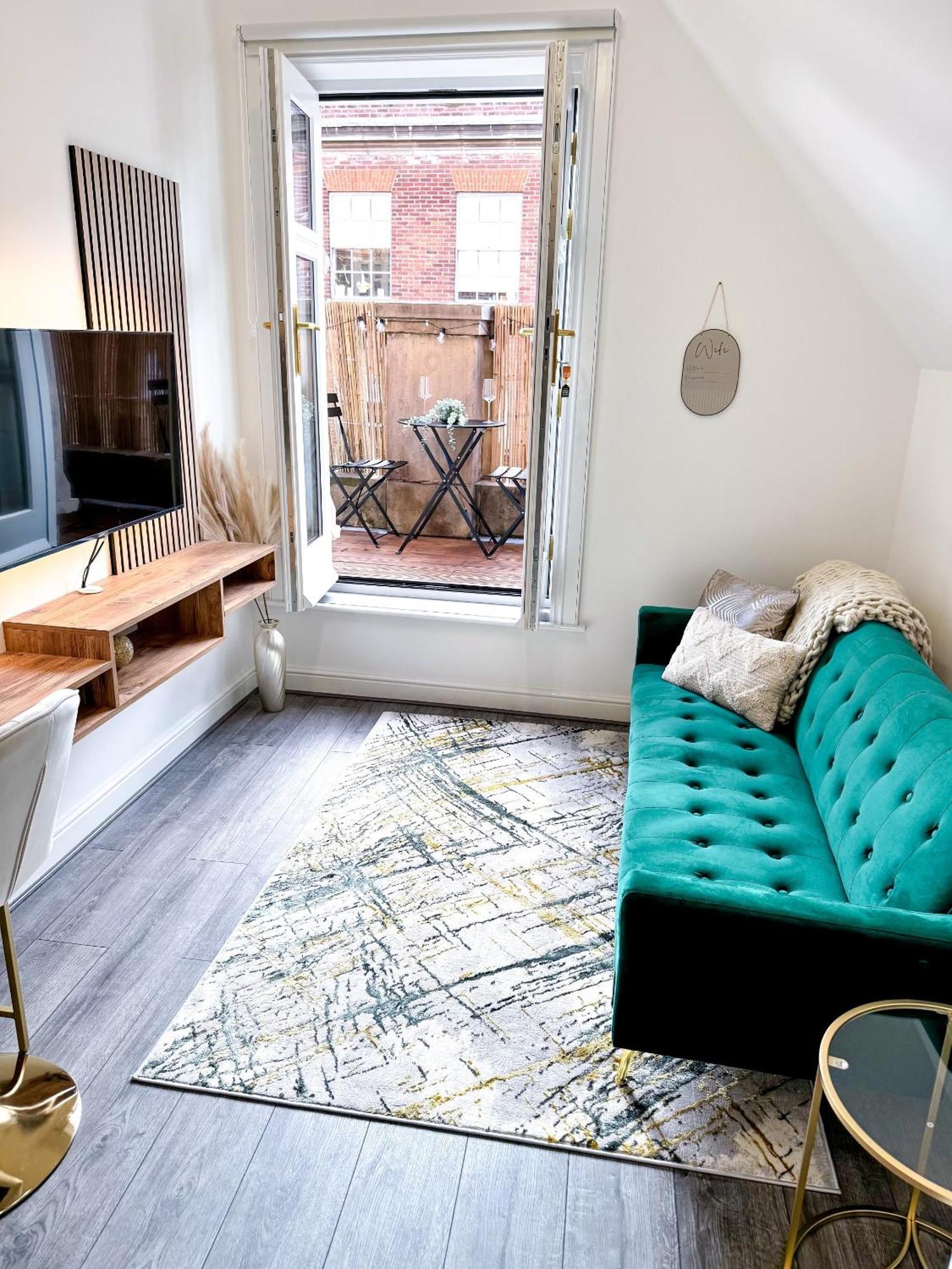 The Luxe Haven - Apartment Nottingham City Centre Экстерьер фото